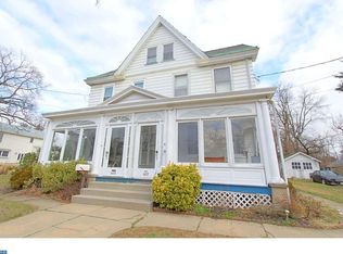 405 Cinnaminson St, Riverton, NJ 08077