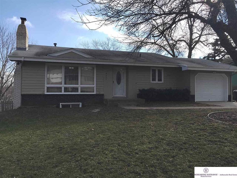 1st image of 4035 N 92nd Ave