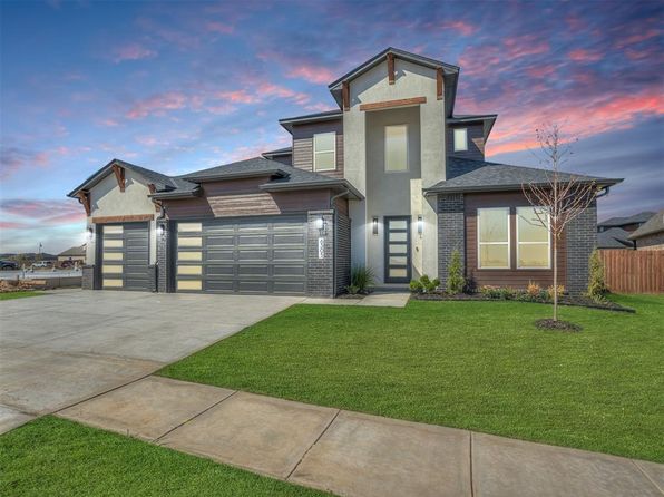 6305 NW 153rd St, Edmond, OK 73013