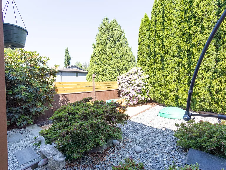 21573 Cherrington Ave — Photo 20
