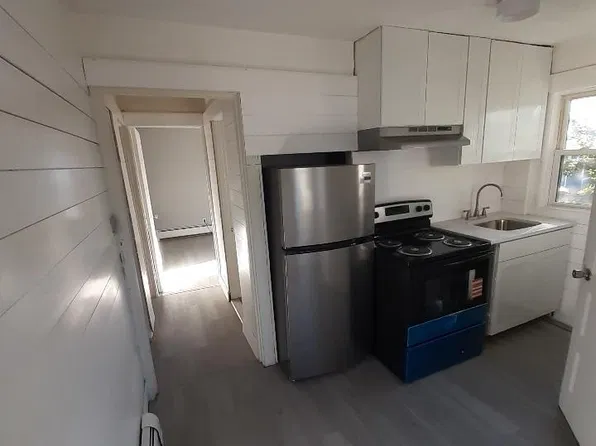 54-56 Dell Ave #2, Melrose, MA 02176