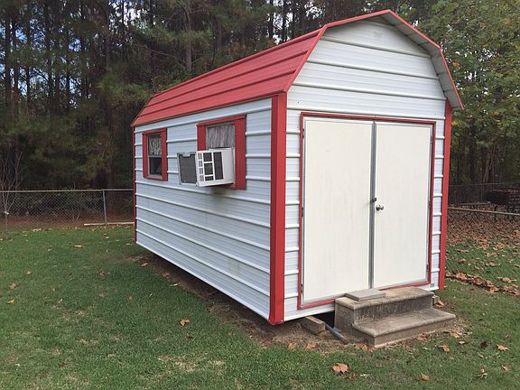 4th image of 146 Dogwood Ln