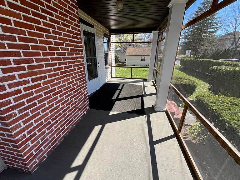 201 N American Ave — Photo 13