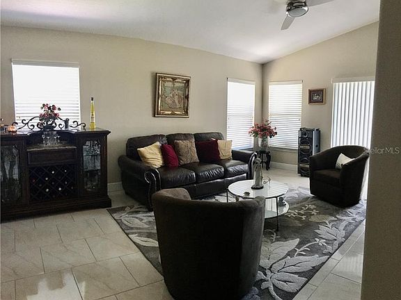 3rd image of 509 Murano Dr