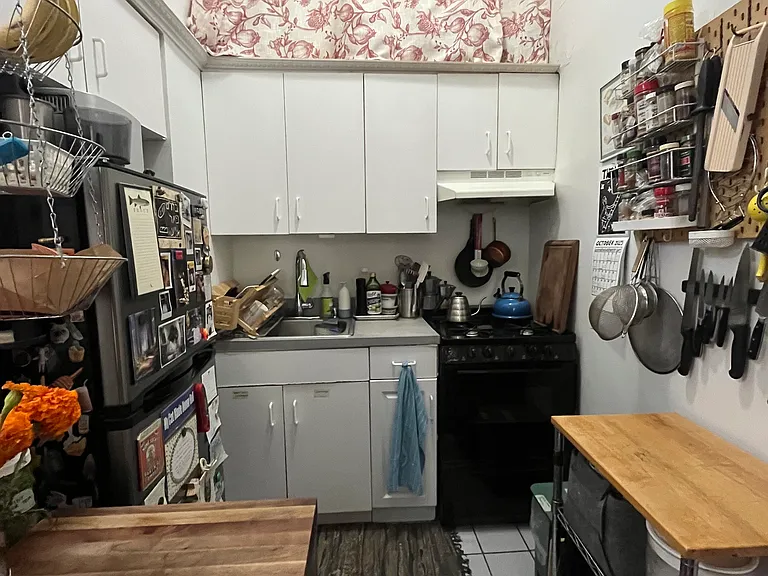 111 Saint Johns Pl #3 — Photo 2