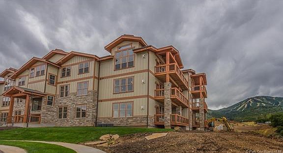 4th image of 1288 Deer Park Cir #203