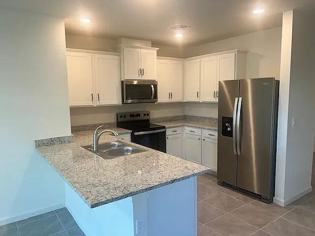 12152 SW Rimini Way — Photo 16