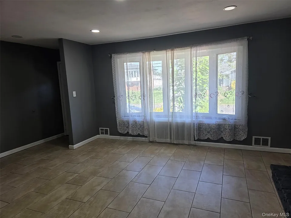 200 Hancock St