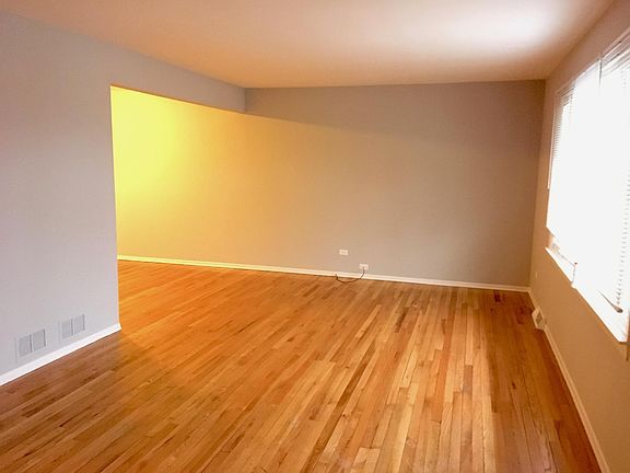 3rd image of 22802 East Dr