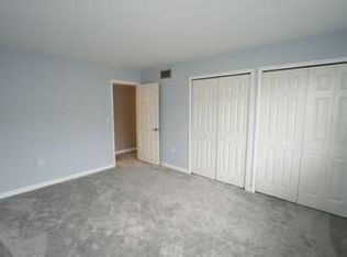 4900 Biscayne Dr APT 23, Naples, FL 34112