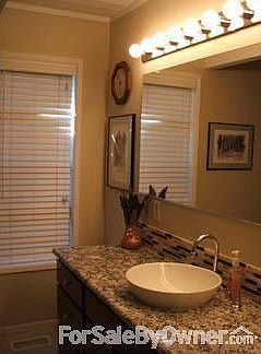 3rd image of 2192 Monterey Dr