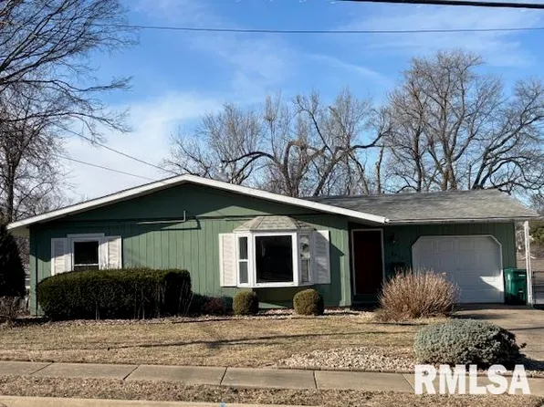 1012 S 15th St, Quincy, IL 62301