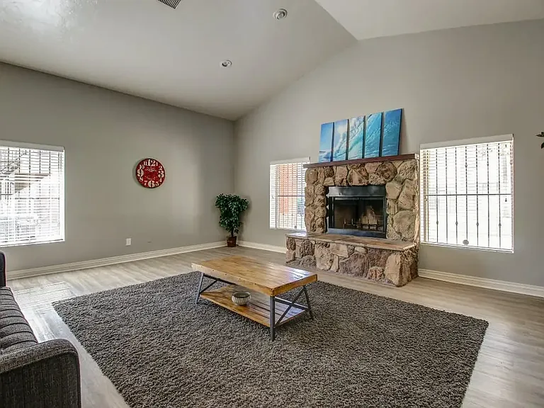 The Quails Apartments — Photo 16