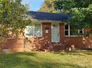 2726 Heutte Dr, Norfolk, VA 23518