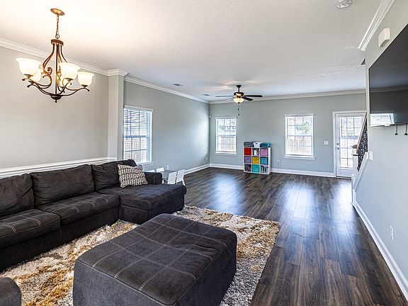 2nd image of 698 Burke Dr