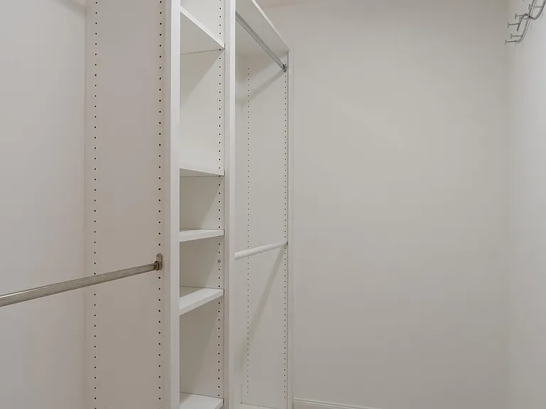 186 Soriano Dr — Photo 22