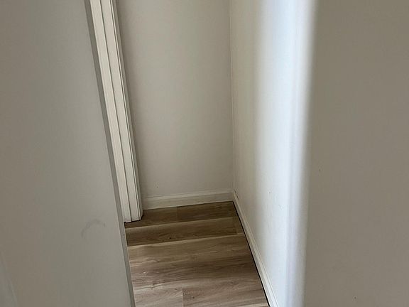 5th image of 501 Walnut Ave SE #21