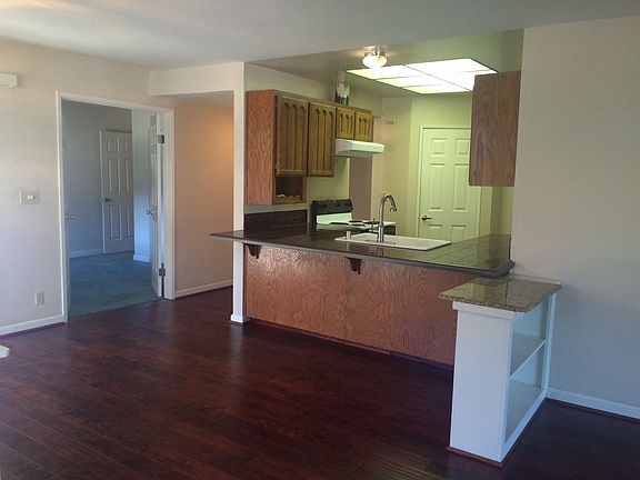 3rd image of 18285 Shadowbrook Way