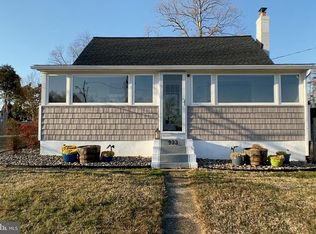 933 Shore Dr, Edgewater, MD 21037