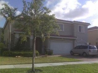 955 NW 206th Ter, Miami Gardens, FL 33169