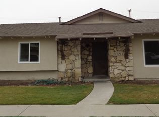 7651 Amazon Dr APT 1, Huntington Beach, CA 92647