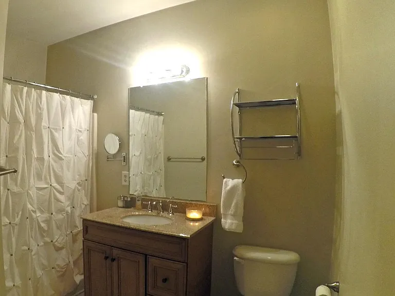 400 Cascade Ln #405 — Photo 16