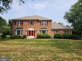 1907 Armstrong Dr, Lansdale, PA 19446