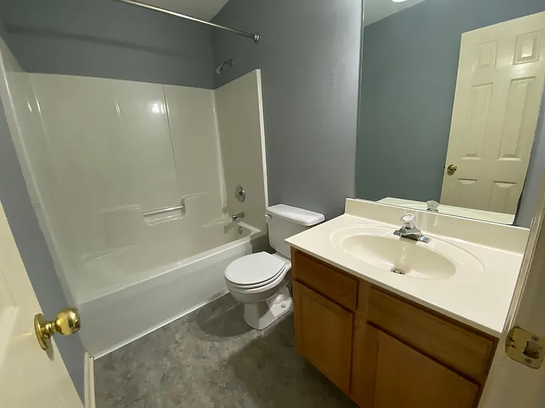 115 Heatherbrook Ct #B — Photo 10