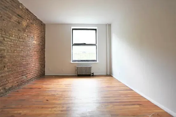 Rented by Metropolitan Property Group | media 42