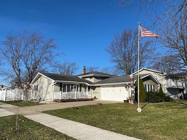 1st image of 1036 Van Buren Ave