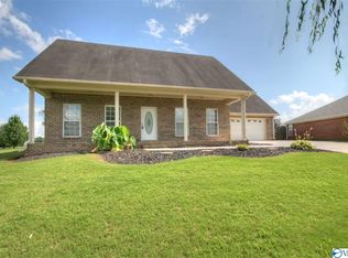 18031 Belmont Cir, Athens, AL 35613
