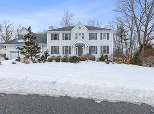 11 Laurel Rd, Demarest, NJ 07627