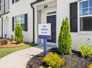 372 Sound Cir, Stockbridge, GA 30281