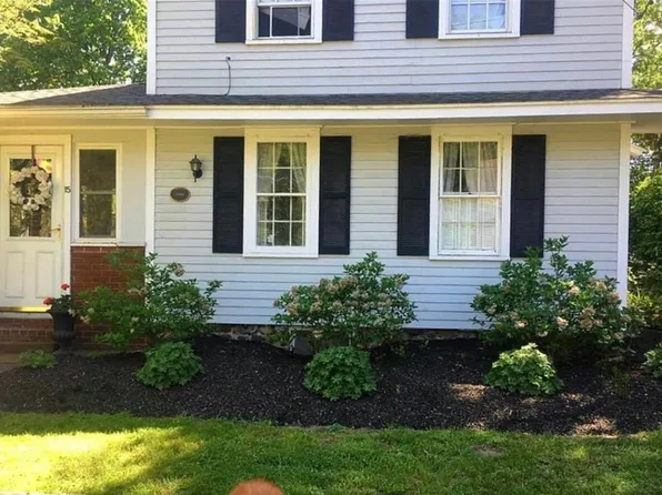 15 French Rd, Rochester, NY 14618