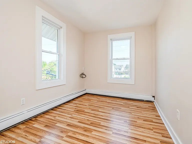 118 Joline Ave #2 — Photo 12