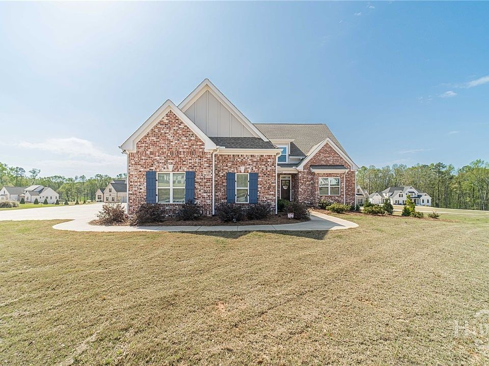 1st image of 3774 Lily Lane