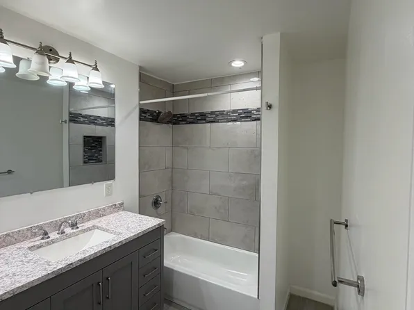 3586 Kennedy Boulevard image 24 of 44