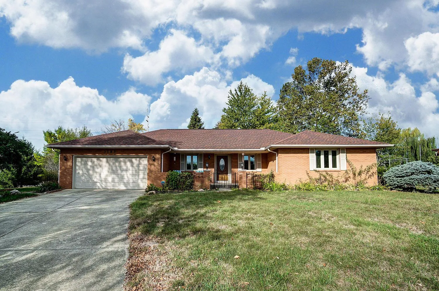 3183 Scenic Way photo 1