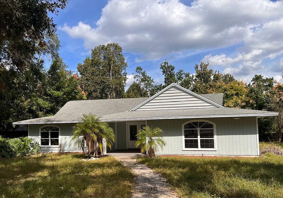 1st image of 310 Riverbend Blvd