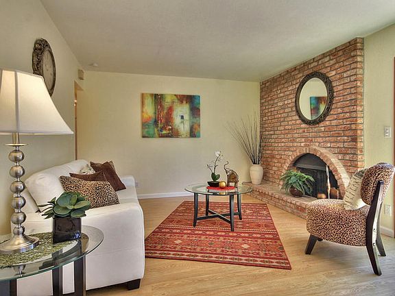 4th image of 40689 Marino Way