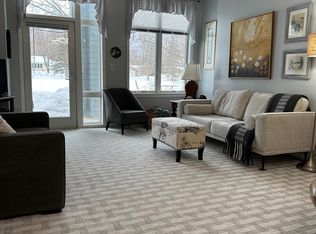 301 7th St W UNIT 1104, Northfield, MN 55057