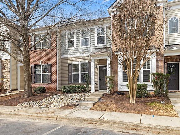 4th image of 3004 Berkeley Springs Pl