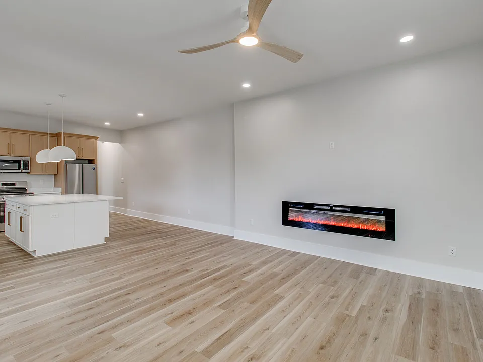 1103 Olympia Ave #B