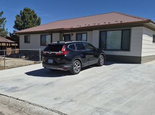 920 Calle Del Llano, Taos, NM 87571