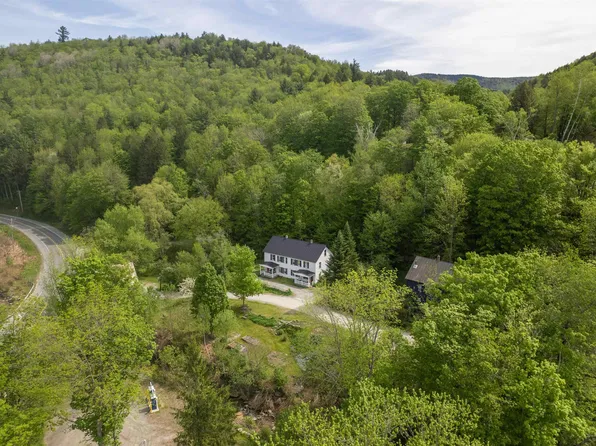 37 Robinson Avenue, Rochester, VT 05767