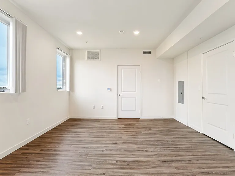 Cloud Nine Luxury Apartments — Photo 75