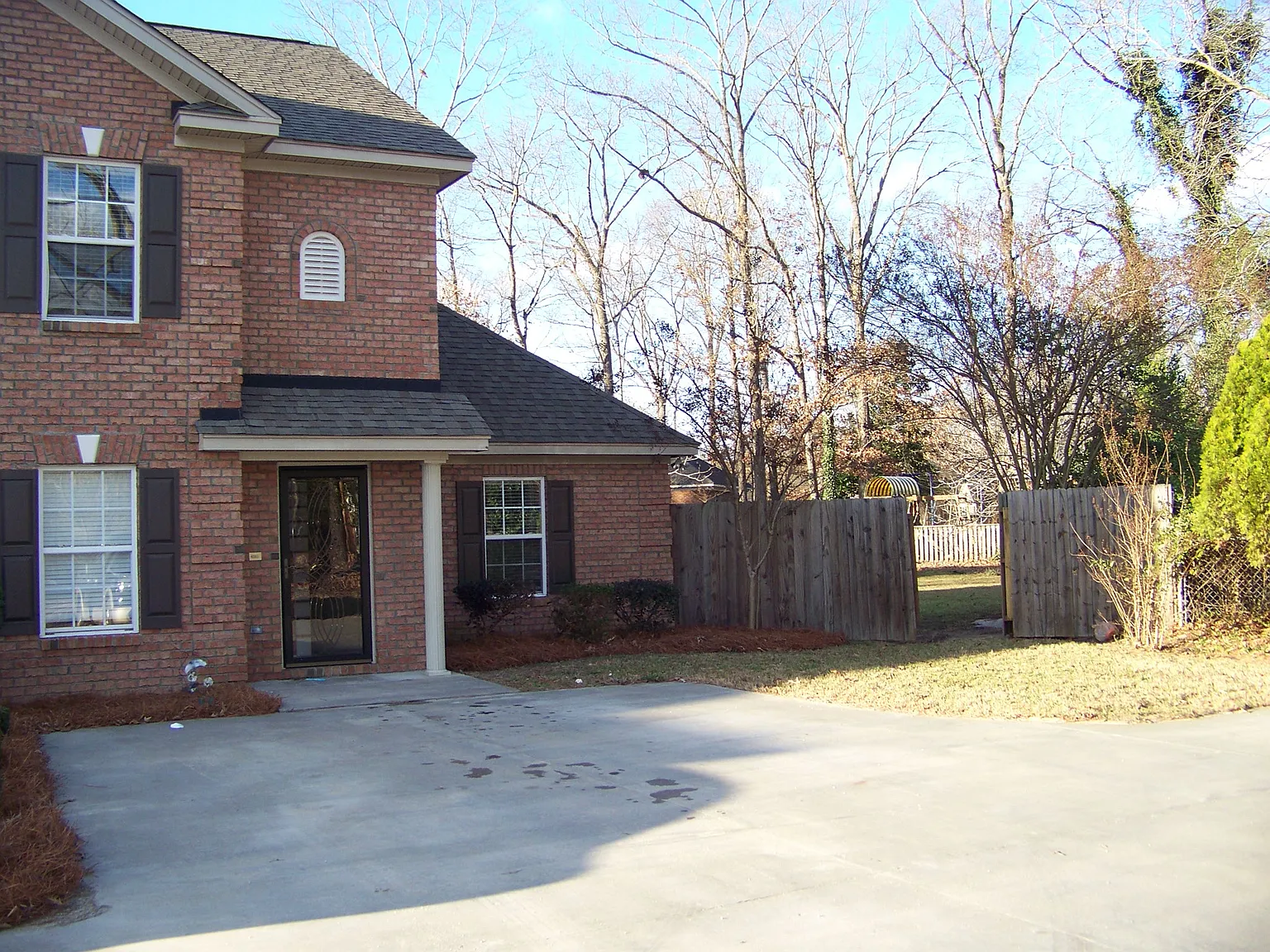 103-A Lee Lane - 1 — Photo 2