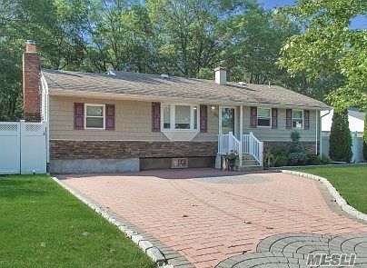 1st image of 222 Stuyvesant Dr