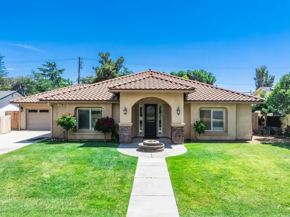 135 N Park Dr, Madera, CA 93637