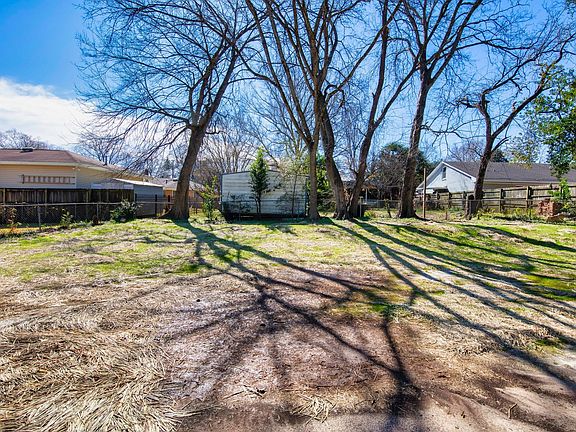 4th image of 4356 Eastmont Dr